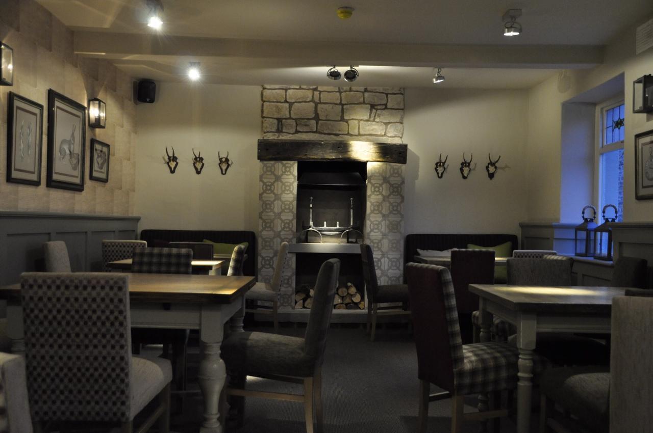 Higher Buck Inn Уоддингтон Экстерьер фото